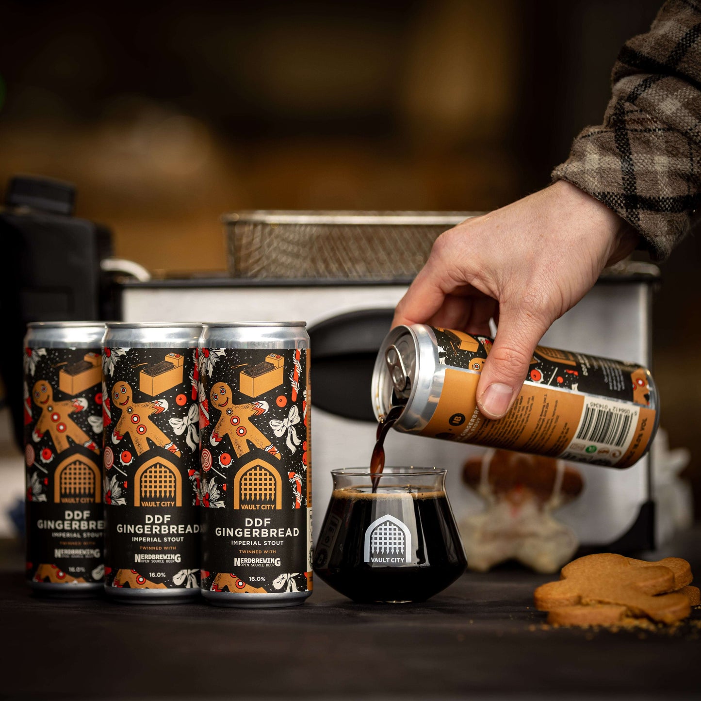 Canning DDF Gingerbread Imperial Stout by Vault City x Nerdbrewing, festive super high-vaultage imperial stout being poured into a glass