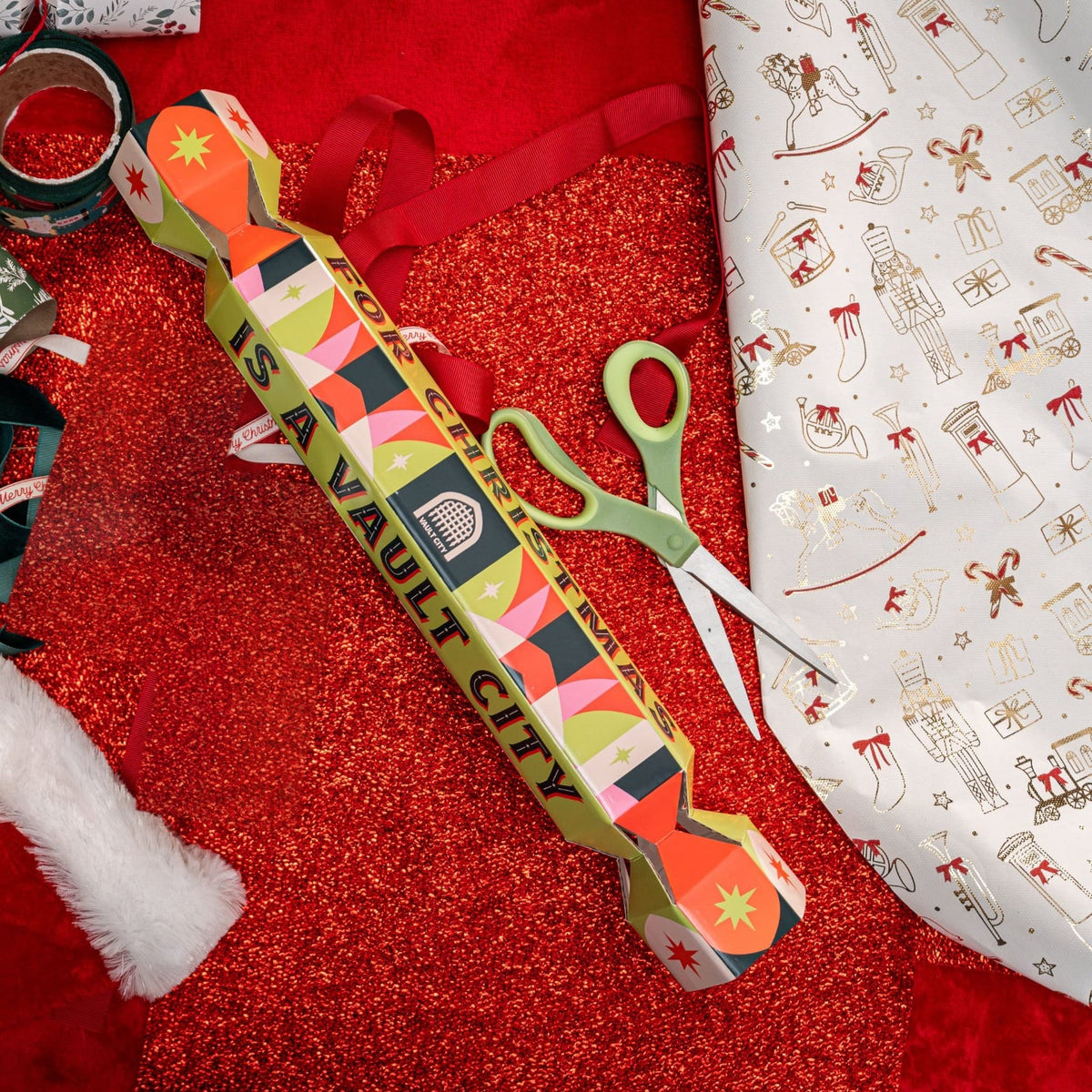 Build Your Own - Christmas Cracker Gift Box (shipped flatpack, cans sold separately)