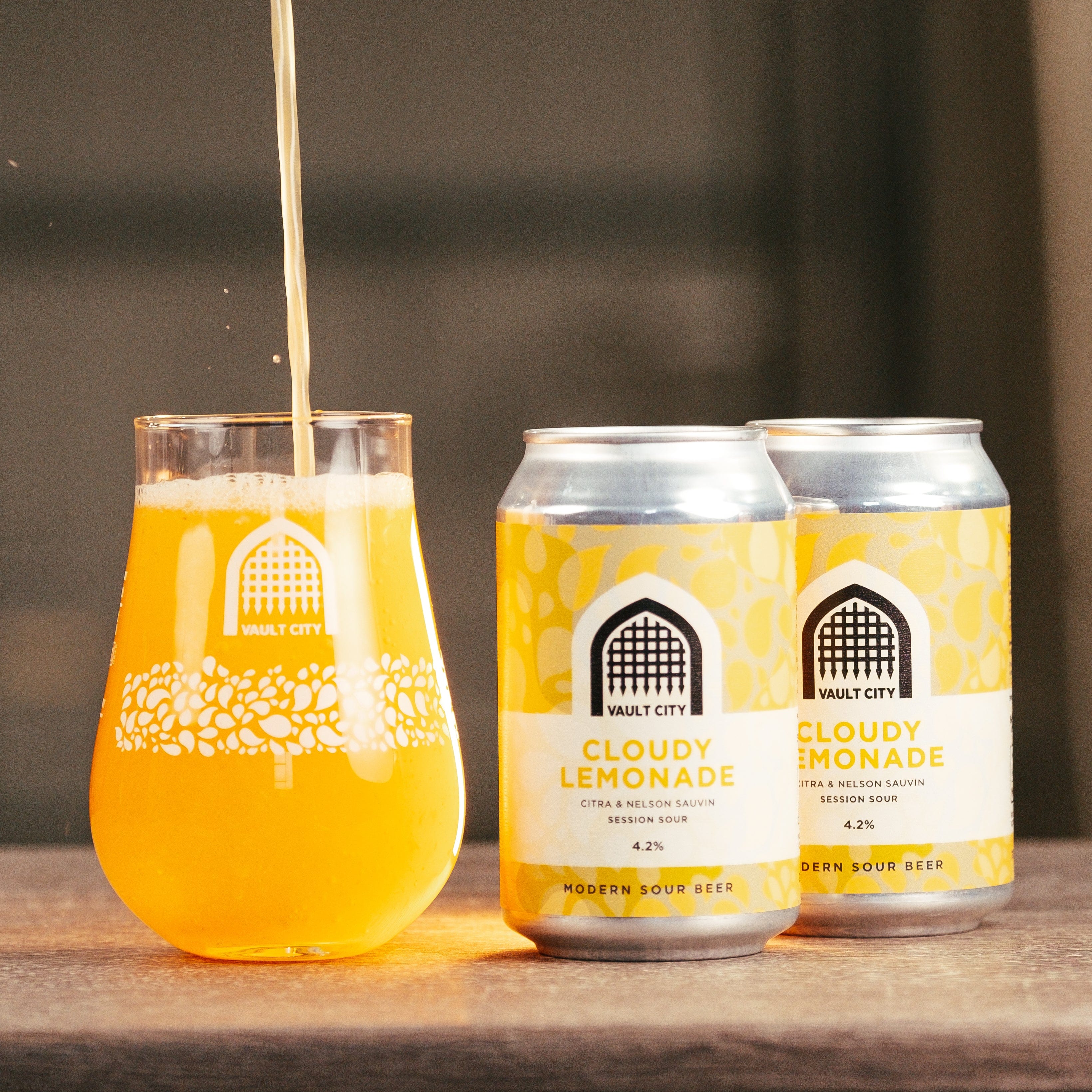 Cloudy Lemonade, Citra & Nelson Sauvin 330ml - Vault City Brewing